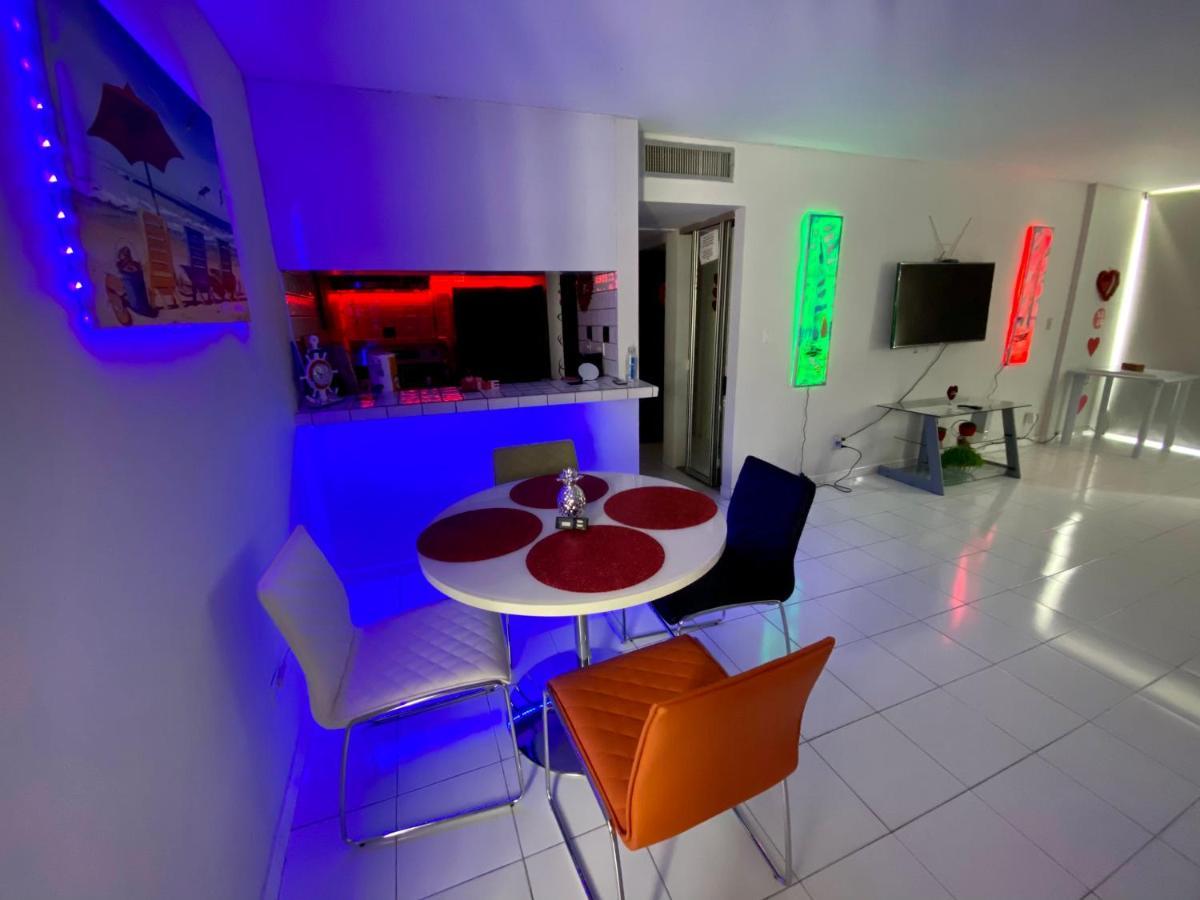 Hobie Oceanfront Apartment At Isla Verde Σαν Χουάν Εξωτερικό φωτογραφία